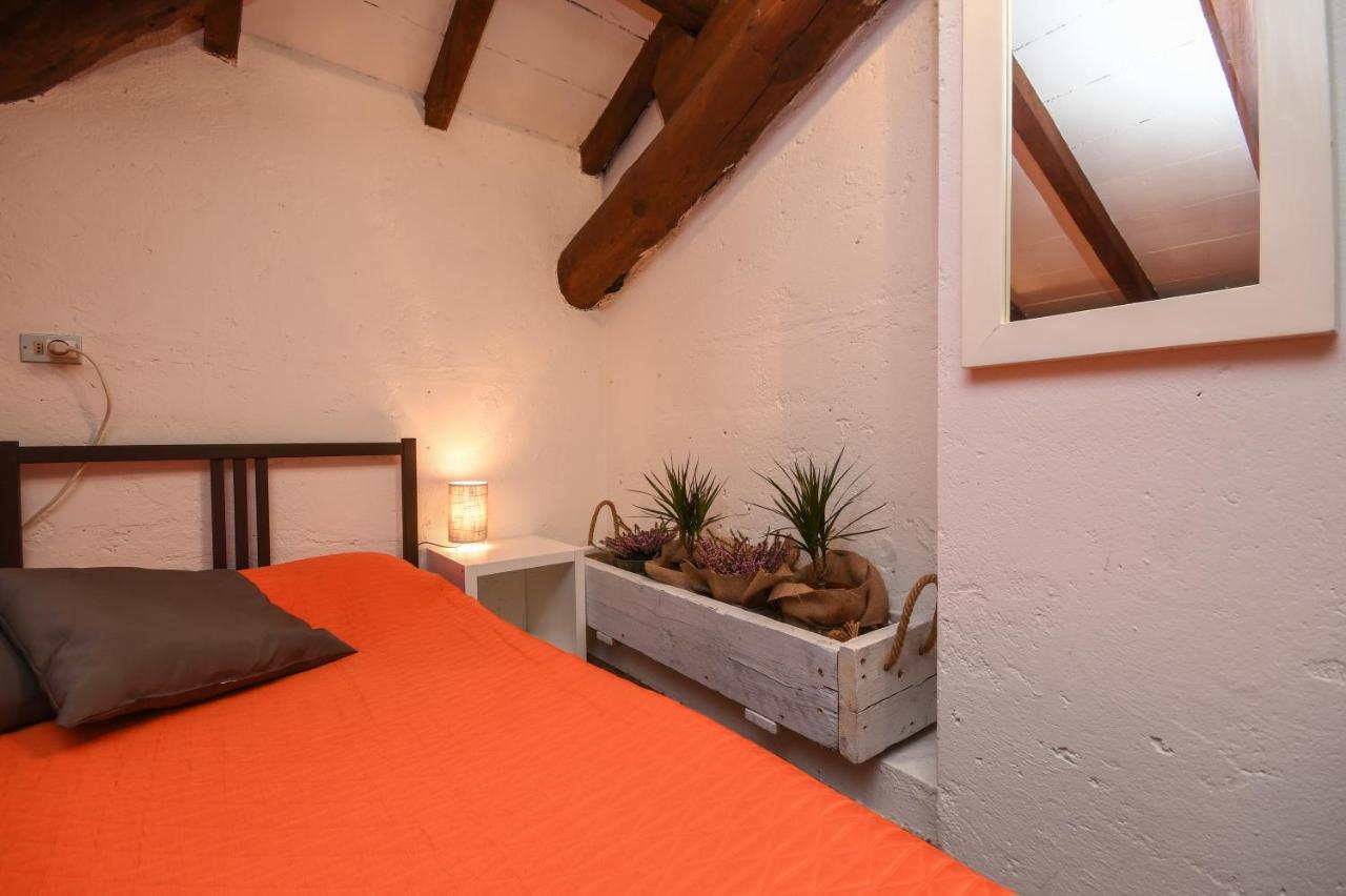 Cascina Aurora Apartman Moniga del Garda Kültér fotó
